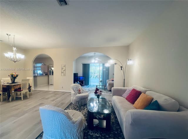 3746 Spring Crest Ct, Lake Worth FL 33467 - Lake Worth, FL - Photo 3