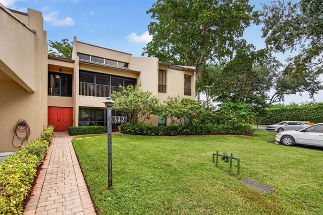6421 PUMPKIN SEED Circle # 217, Boca Raton FL 33433 - Boca Raton, FL - Photo 2