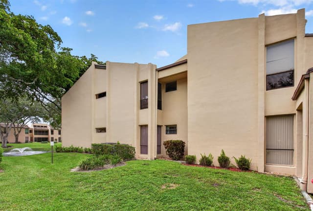 6421 PUMPKIN SEED Circle # 217, Boca Raton FL 33433 - Boca Raton, FL - Photo 4