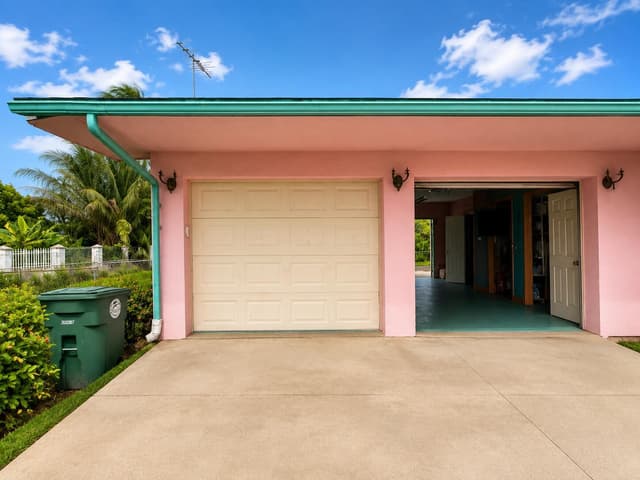 1025 SE 3RD Street, Belle Glade FL 33430 - Belle Glade, FL - Photo 5
