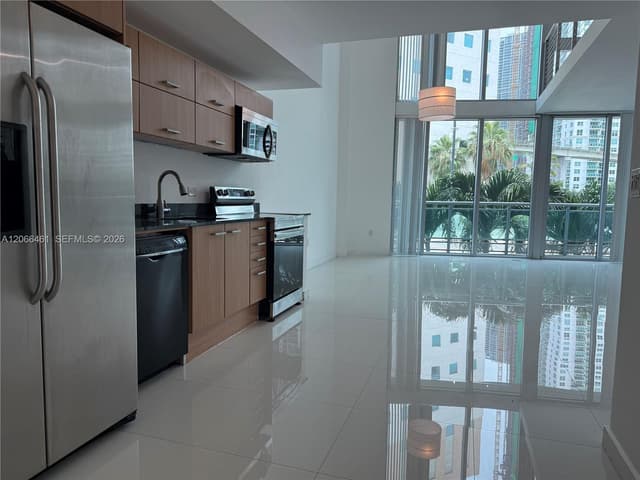 350 S Miami Ave # 304, Miami FL 33130 - Miami, FL - Photo 5