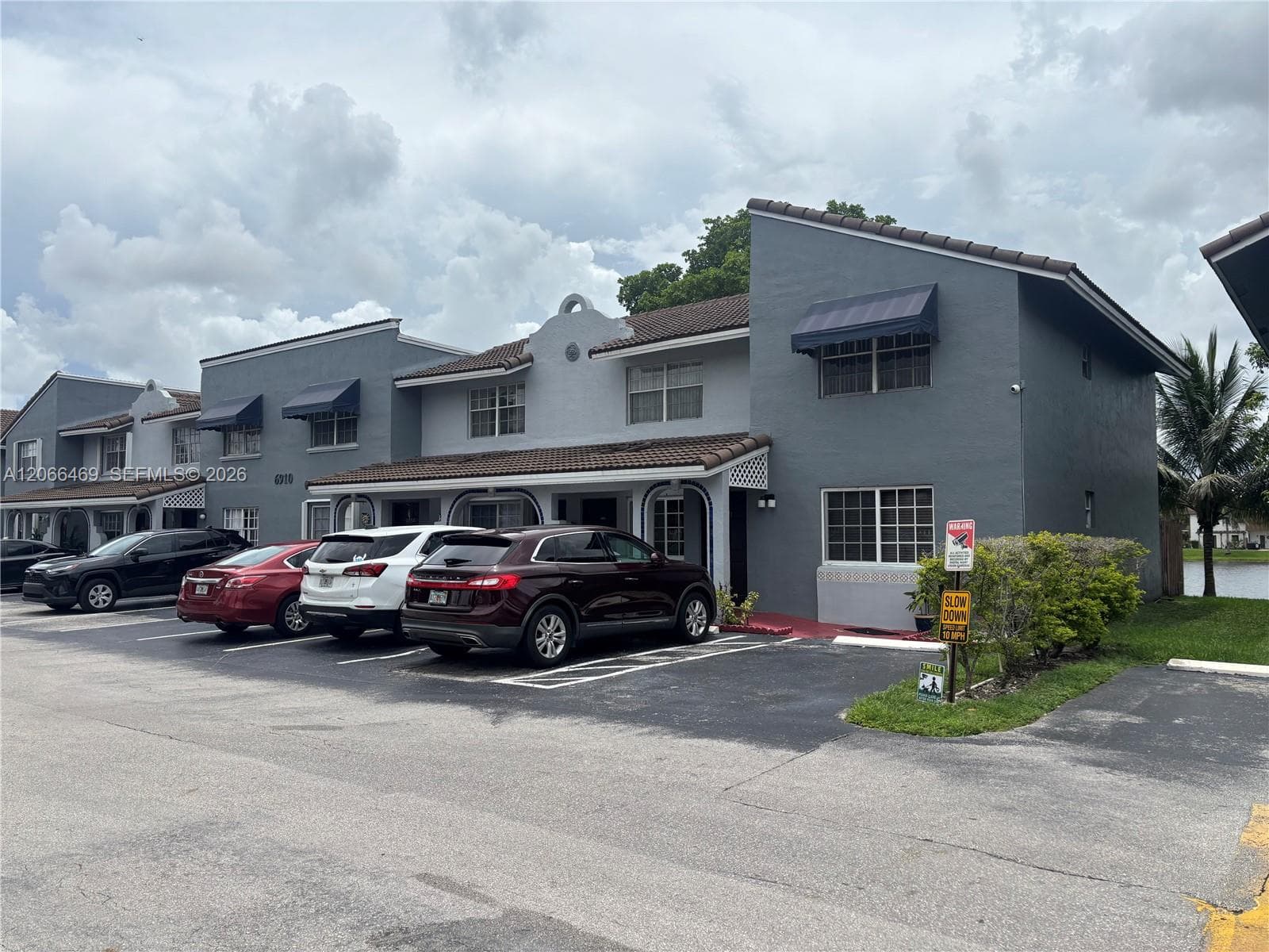 6910 NW 173rd Dr # 1008, Hialeah FL 33015 - Hialeah, FL - Photo 1