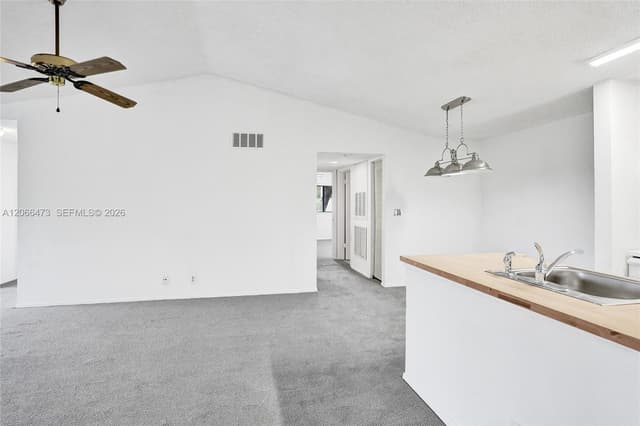 2796 S University Dr # 2201, Davie FL 33328 - Davie, FL - Photo 4