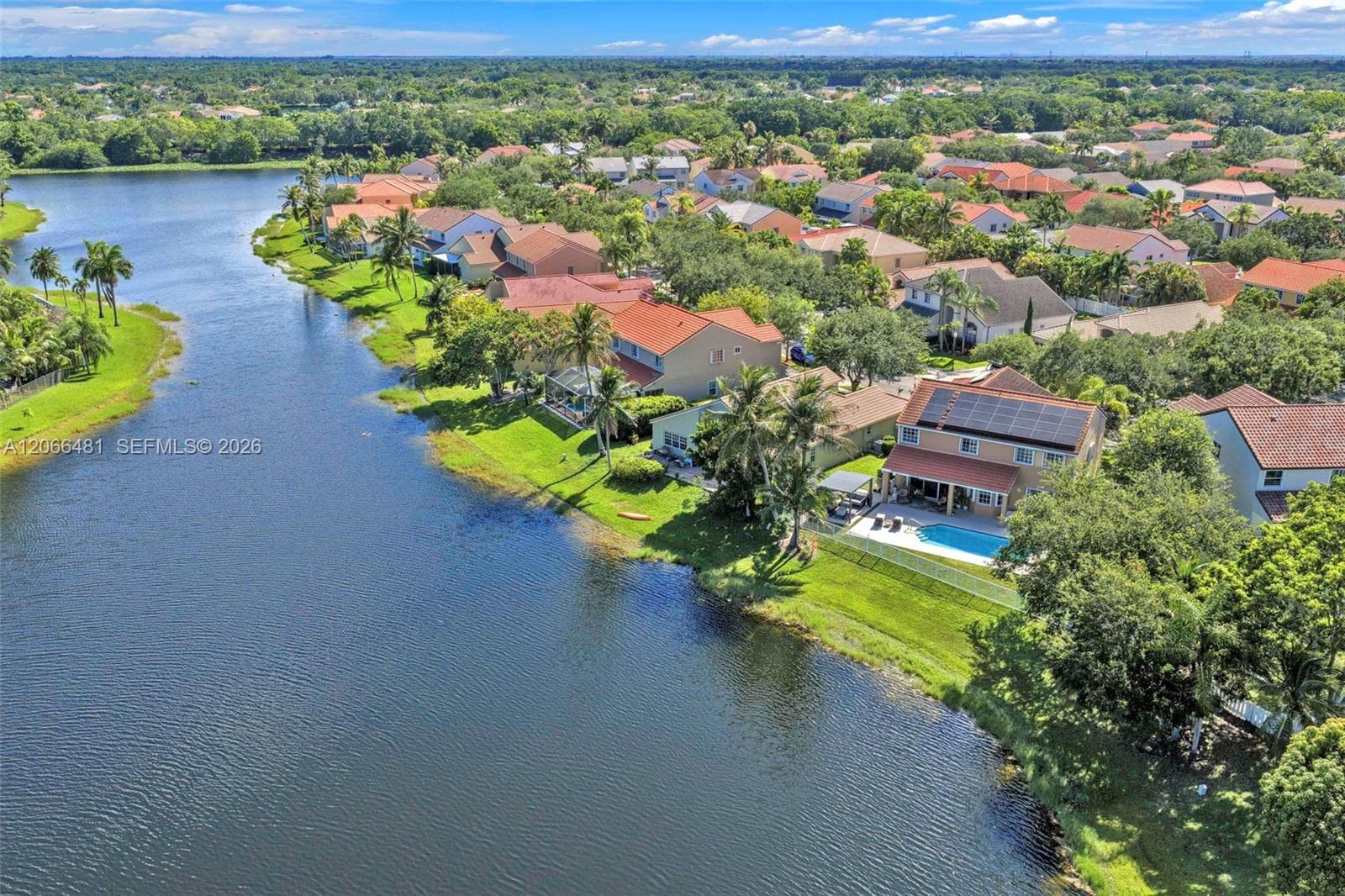 480 Cambridge Dr, Weston FL 33326 - Weston, FL - Photo 1