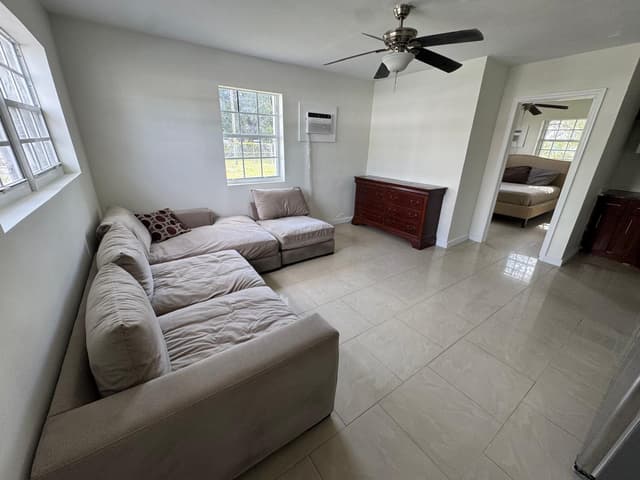 1042 Foster Road, Hallandale Beach FL 33009 - Hallandale Beach, FL - Photo 2