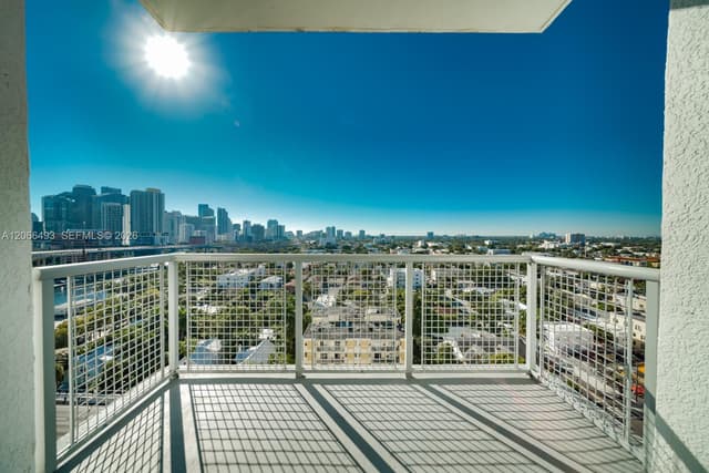 10 SW South River Dr # 1406, Miami FL 33130 - Miami, FL - Photo 3