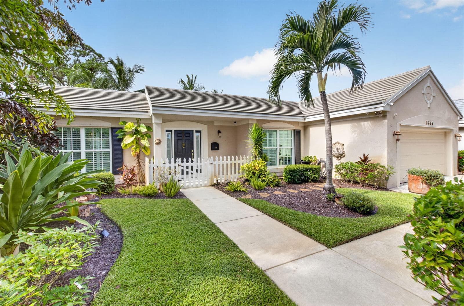 3864 Satin Leaf Court, Delray Beach FL 33445 - Delray Beach, FL - Photo 1