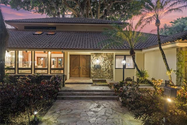 9490 Old Cutler Ln, Coral Gables FL 33156 - Coral Gables, FL - Photo 2