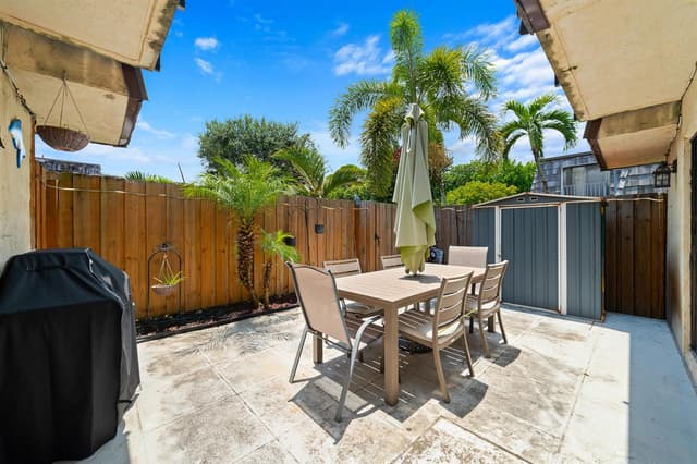 1704 FOREST LAKES Circle # A, West Palm Beach FL 33406 - West Palm Beach, FL - Photo 3