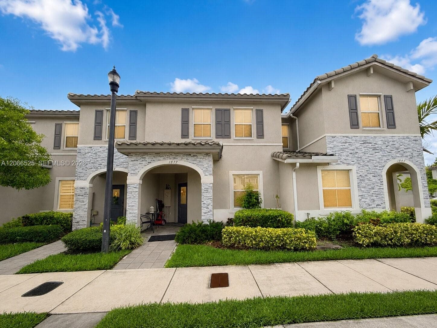 1877 SE 26th Ter, Homestead FL 33035 - Homestead, FL - Photo 1