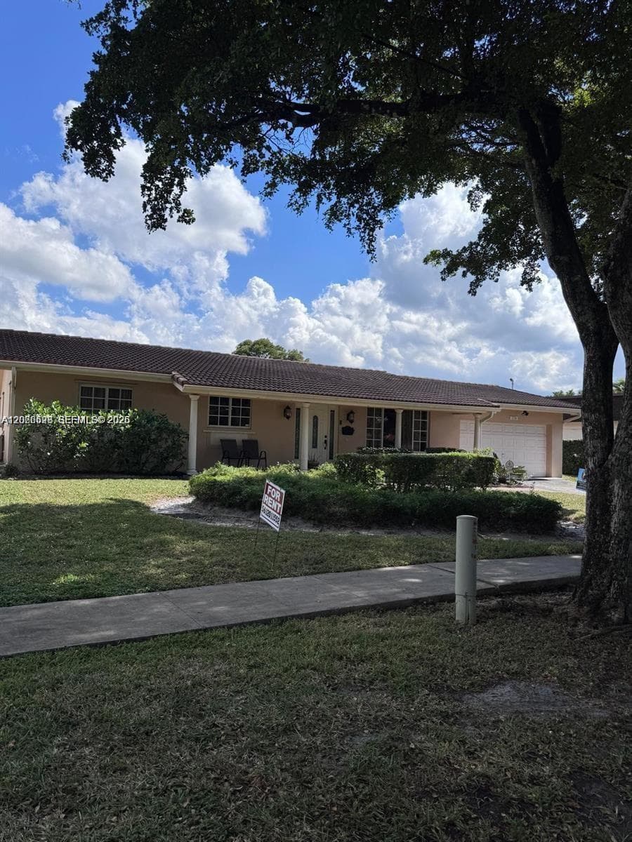 1230 NW 74th Ave, Plantation FL 33313 - Plantation, FL - Photo 1