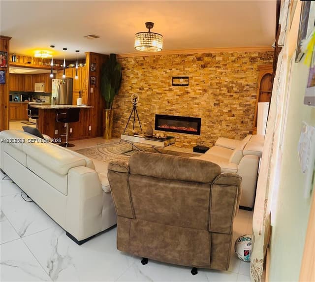 1230 NW 74th Ave, Plantation FL 33313 - Plantation, FL - Photo 5