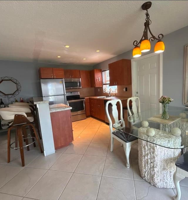 4301 NW 1st Terrace, Deerfield Beach FL 33064 - Deerfield Beach, FL - Photo 2