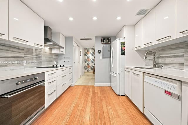 10205 Collins Ave # 206, Bal Harbour FL 33154 - Bal Harbour, FL - Photo 5