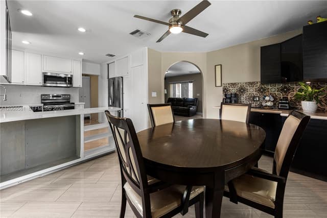 29730 SW 142nd Pl, Homestead FL 33033 - Homestead, FL - Photo 6