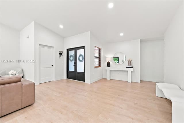 402 SW 200th Ter, Pembroke Pines FL 33029 - Pembroke Pines, FL - Photo 6