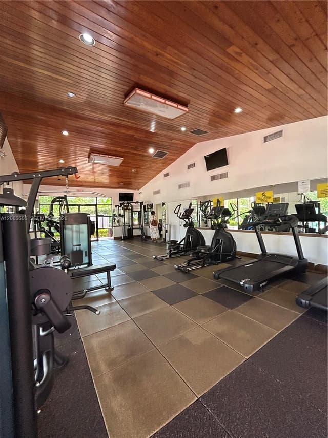 9702 Hammocks Blvd # 203, Miami FL 33196 - Miami, FL - Photo 4