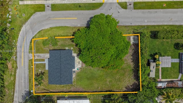 21421 SW 110th Ave, Cutler Bay FL 33189 - Cutler Bay, FL - Photo 3