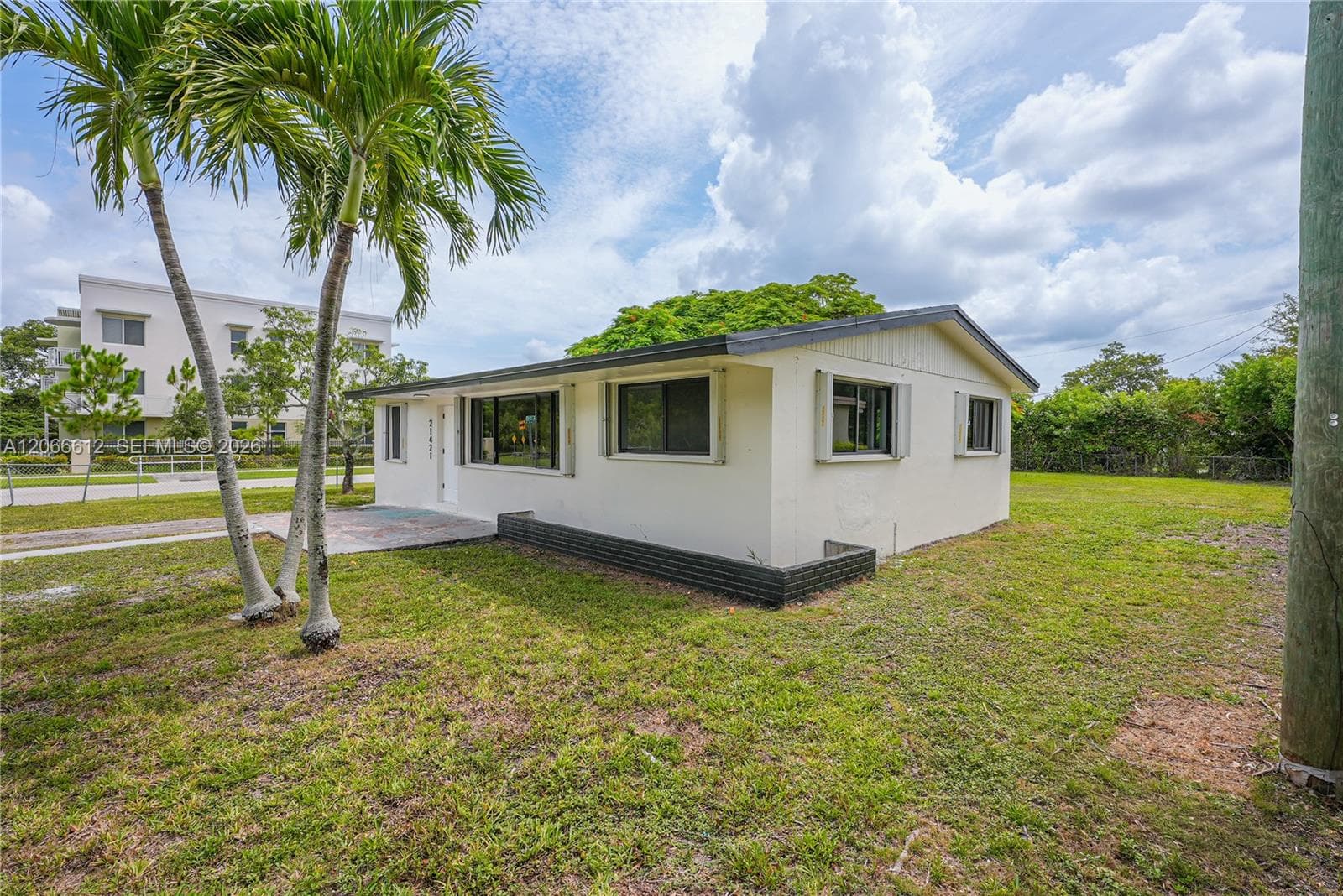 21421 SW 110th Ave, Cutler Bay FL 33189 - Cutler Bay, FL - Photo 1