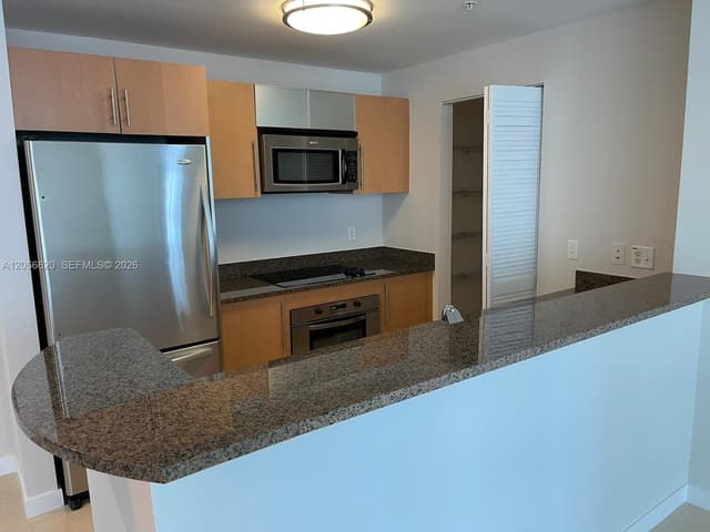 300 S Biscayne Blvd # 2804, Miami FL 33131 - Miami, FL - Photo 3