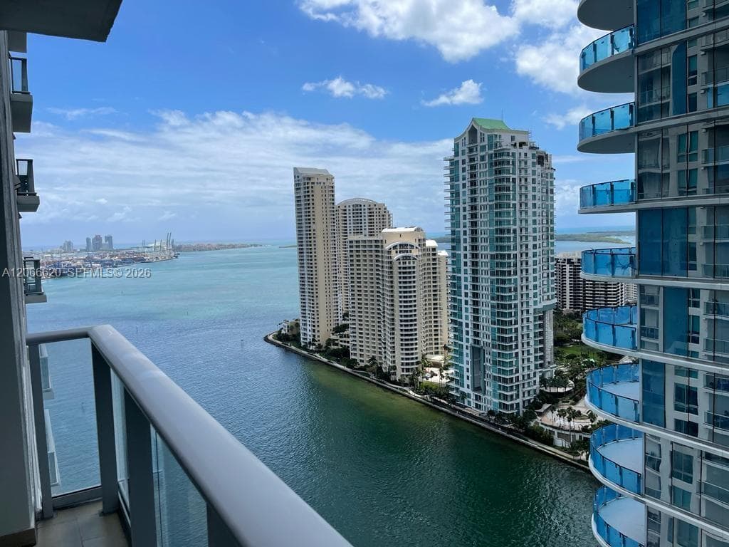 300 S Biscayne Blvd # 2804, Miami FL 33131 - Miami, FL - Photo 1