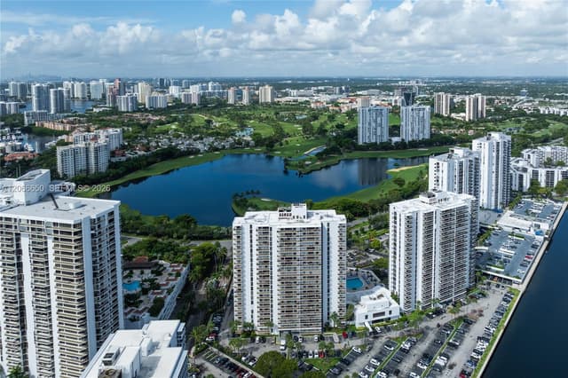 3675 N Country Club Dr # 401, Aventura FL 33180 - Aventura, FL - Photo 4