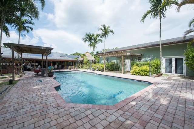 15720 SW 258th St, Homestead FL 33031 - Homestead, FL - Photo 2
