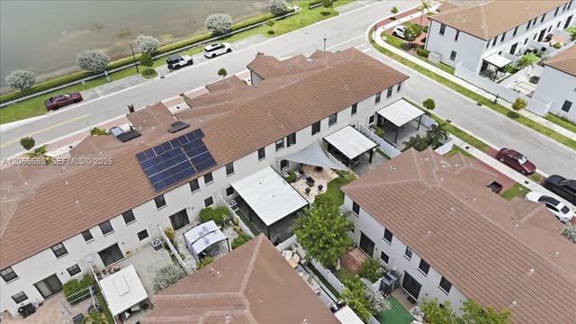 3378 W 112th St, Hialeah FL 33018 - Hialeah, FL - Photo 5