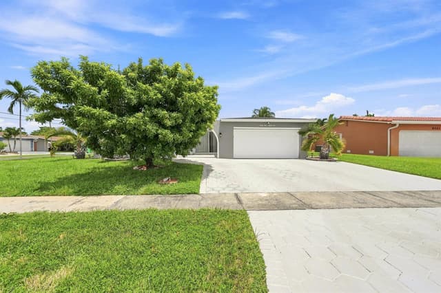 8481 NW 24TH Street, Sunrise FL 33322 - Sunrise, FL - Photo 2