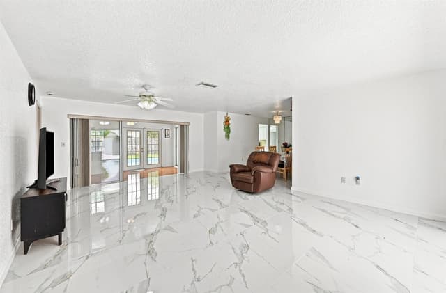 8481 NW 24TH Street, Sunrise FL 33322 - Sunrise, FL - Photo 6