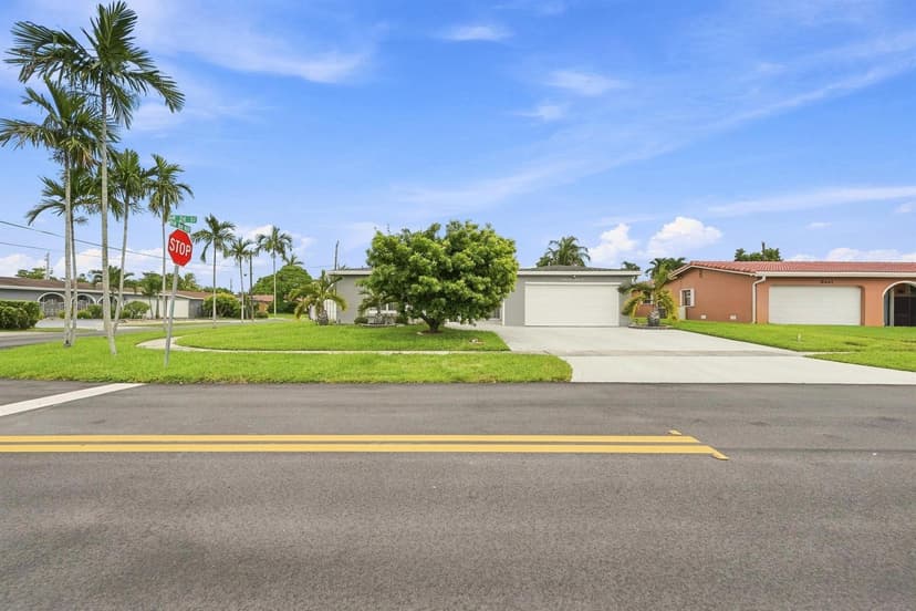 8481 NW 24TH Street, Sunrise FL 33322