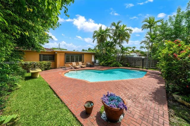 1860 Cleveland Rd, Miami Beach FL 33141 - Miami Beach, FL - Photo 7