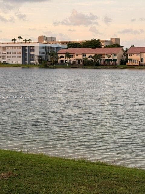 780 NE 199th St # 207E, Miami FL 33179 - Miami, FL - Photo 3