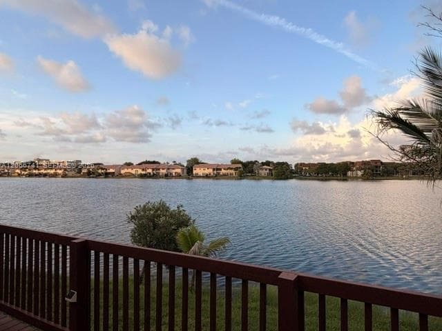780 NE 199th St # 207E, Miami FL 33179 - Miami, FL - Photo 4
