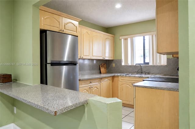 5095 NW 195th Ln, Miami Gardens FL 33055 - Miami Gardens, FL - Photo 3