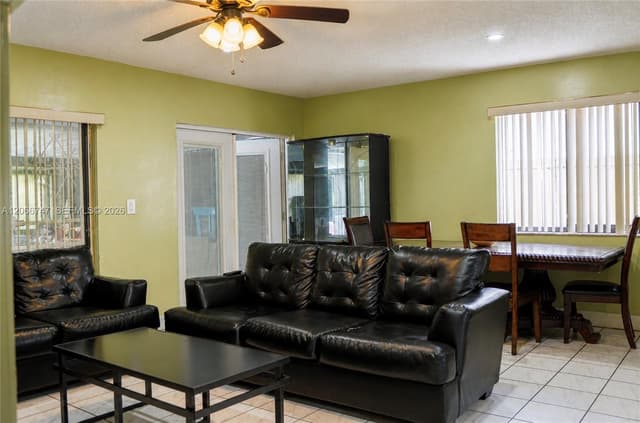 5095 NW 195th Ln, Miami Gardens FL 33055 - Miami Gardens, FL - Photo 5