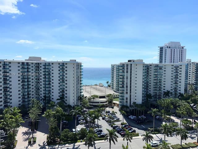 3800 S Ocean Dr # 1516, Hollywood FL 33019 - Hollywood, FL - Photo 2