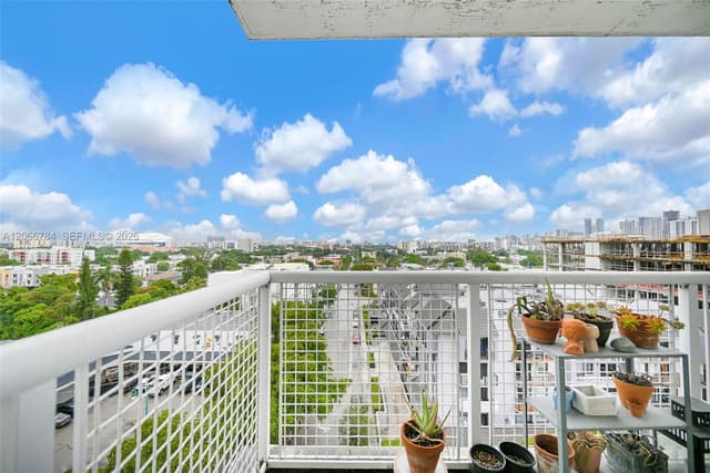 900 SW 8th St # 908, Miami FL 33130 - Miami, FL - Photo 5