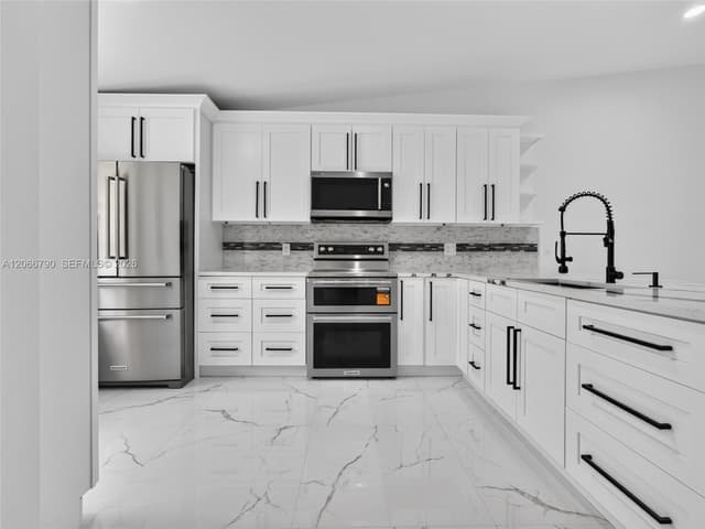 18956 Argosy Dr, Boca Raton FL 33496 - Boca Raton, FL - Photo 4