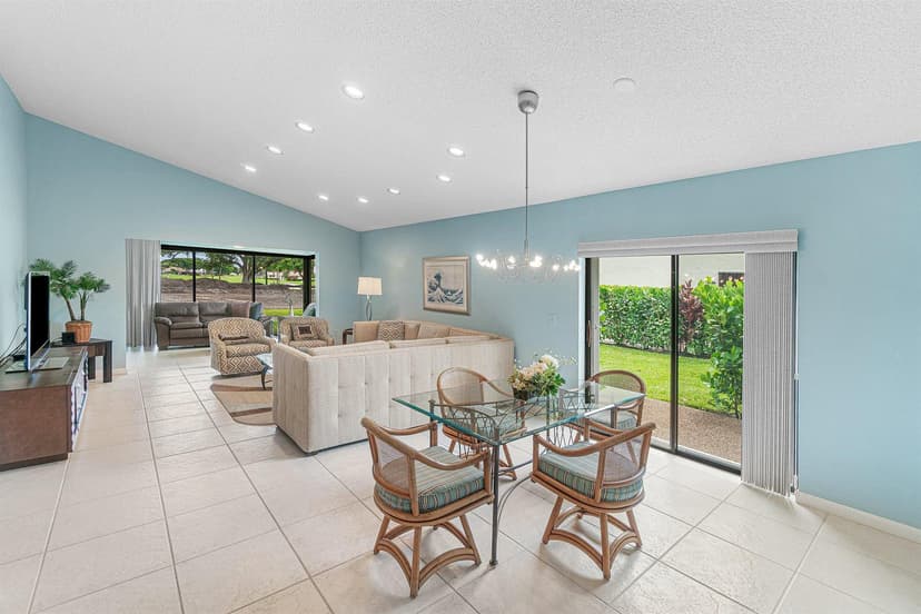 27 Stratford Lane W # D, Boynton Beach FL 33436