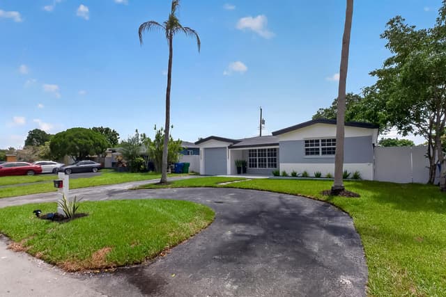 2701 DE SOTO Drive, Miramar FL 33023 - Miramar, FL - Photo 6