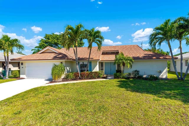 88 Pinehill Trail E, Tequesta FL 33469 - Tequesta, FL - Photo 2