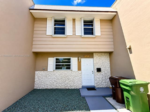 1720 W 75th St, Hialeah FL 33014 - Hialeah, FL - Photo 2