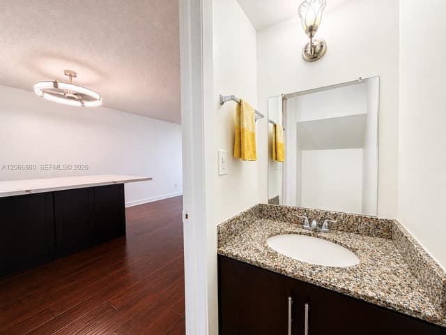 1720 W 75th St, Hialeah FL 33014 - Hialeah, FL - Photo 6