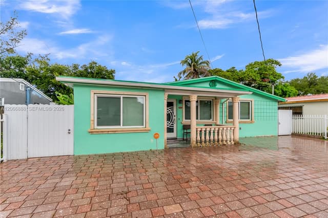 1490 NE 151st Ter, North Miami Beach FL 33162 - North Miami Beach, FL - Photo 3