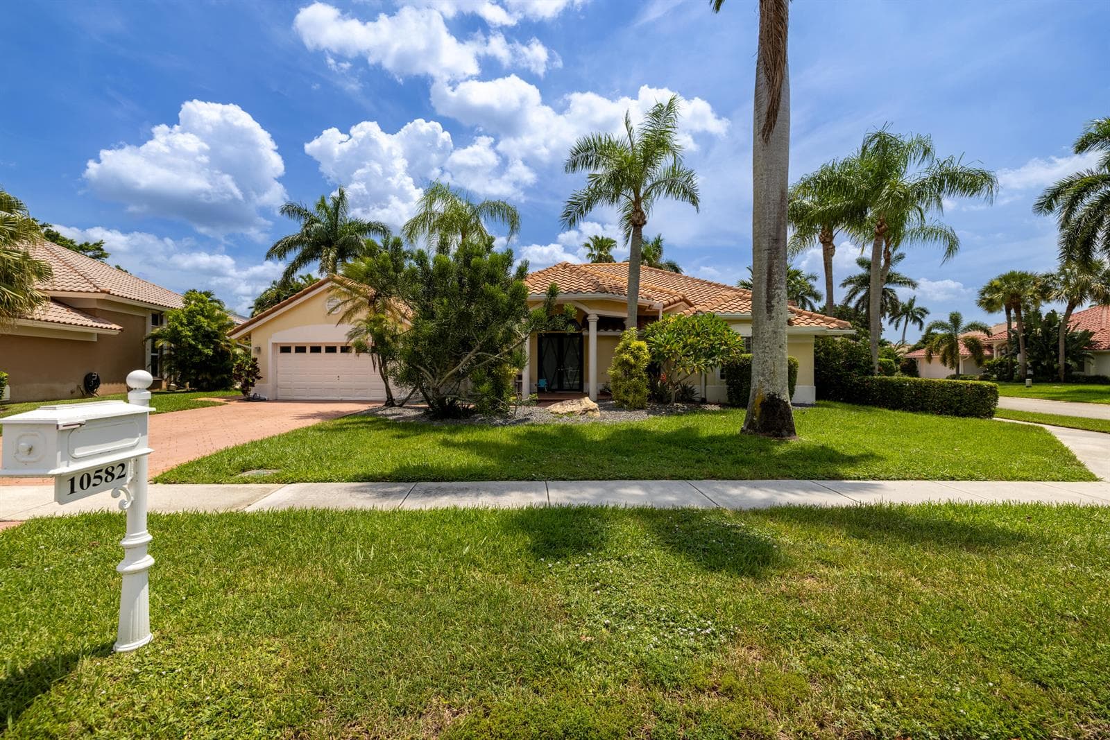 10582 MAPLE CHASE Drive, Boca Raton FL 33498 - Boca Raton, FL - Photo 1