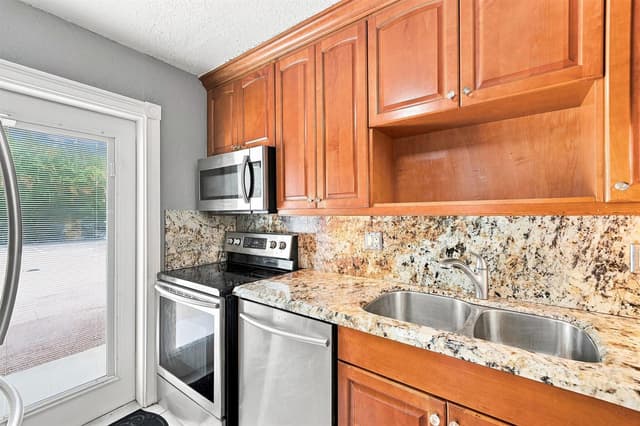 1040 SE 4TH Avenue # 135, Deerfield Beach FL 33441 - Deerfield Beach, FL - Photo 5
