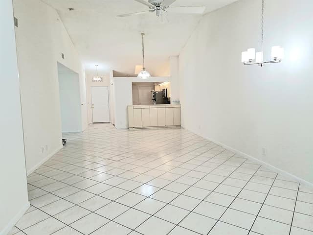 10032 Andrea Lane, Boynton Beach FL 33437 - Boynton Beach, FL - Photo 7