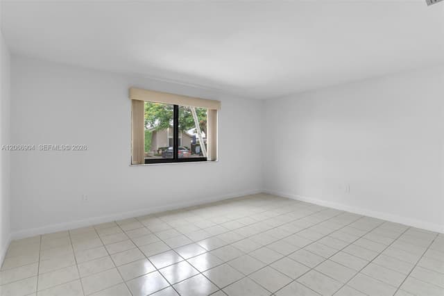 12480 SW 9th St, Miami FL 33184 - Miami, FL - Photo 6