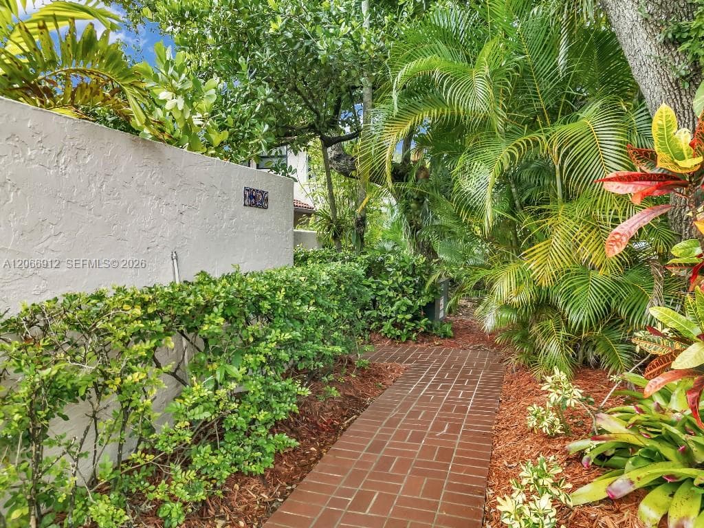 7820 SW 89th Ln, Miami FL 33156 - Miami, FL - Photo 1